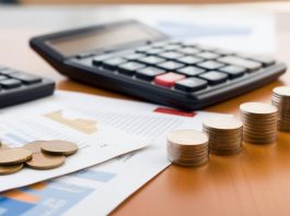 Épargner efficacement avec des revenus irréguliers : le guide ultime